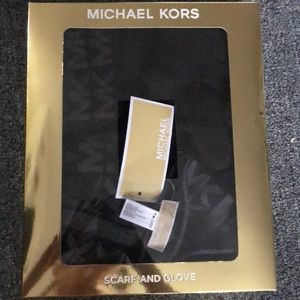 Michael Kors glove and scarf set